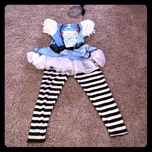 Alice in wonderland costume